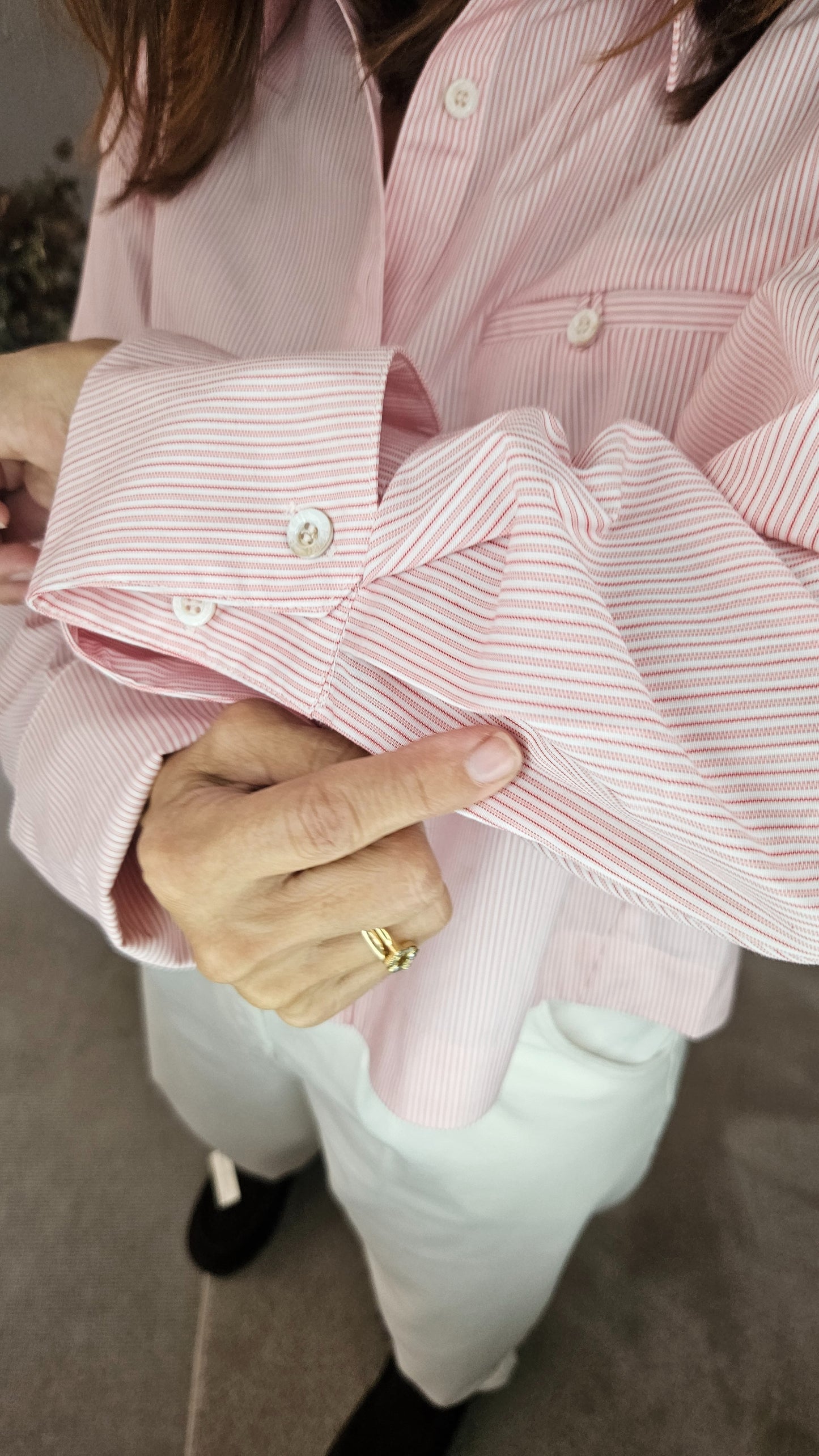 Camisa Rayas Rojas/Rosas Puño Doble