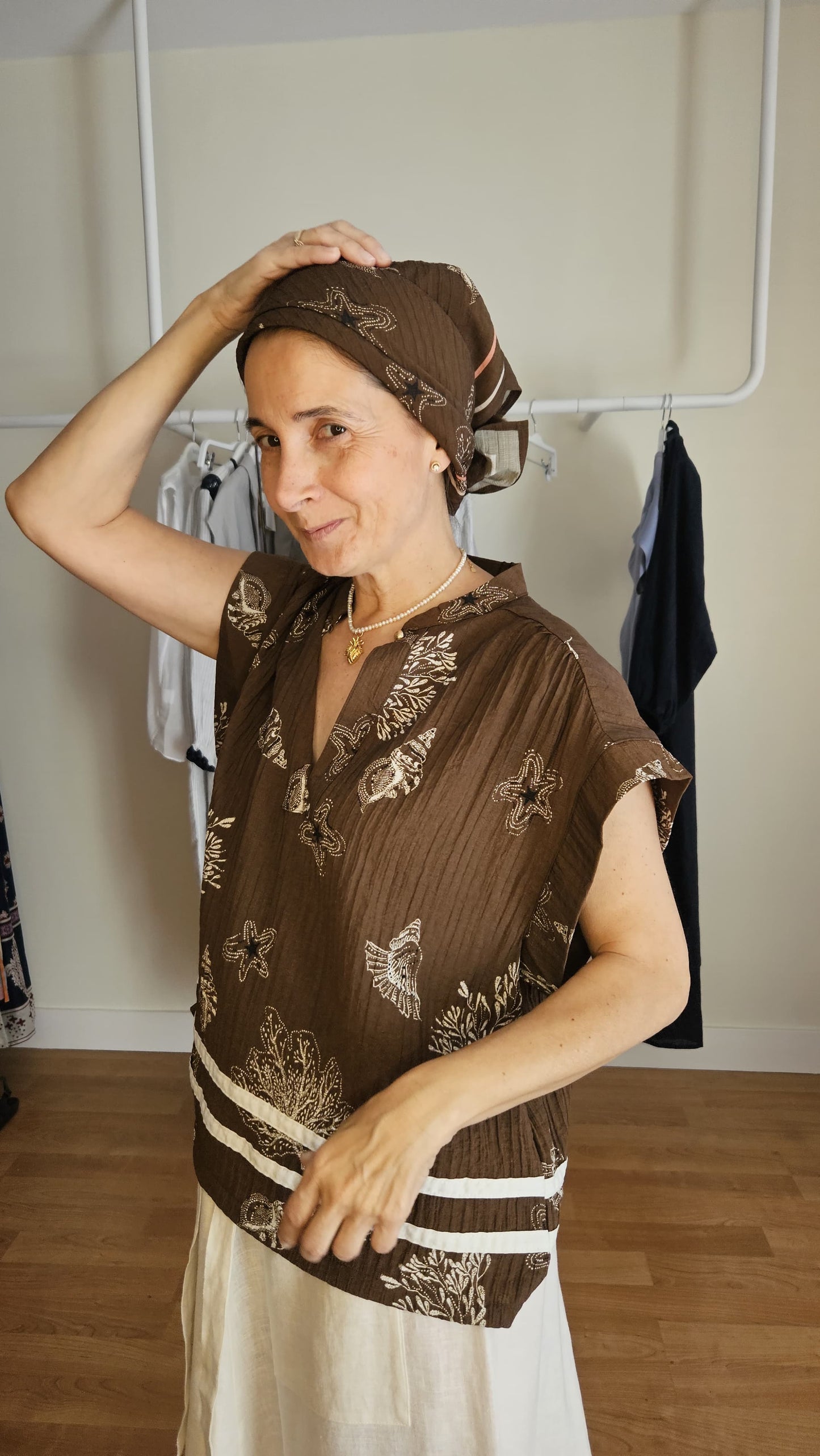 Blusa Chocolate Caracolas ( Da talla)