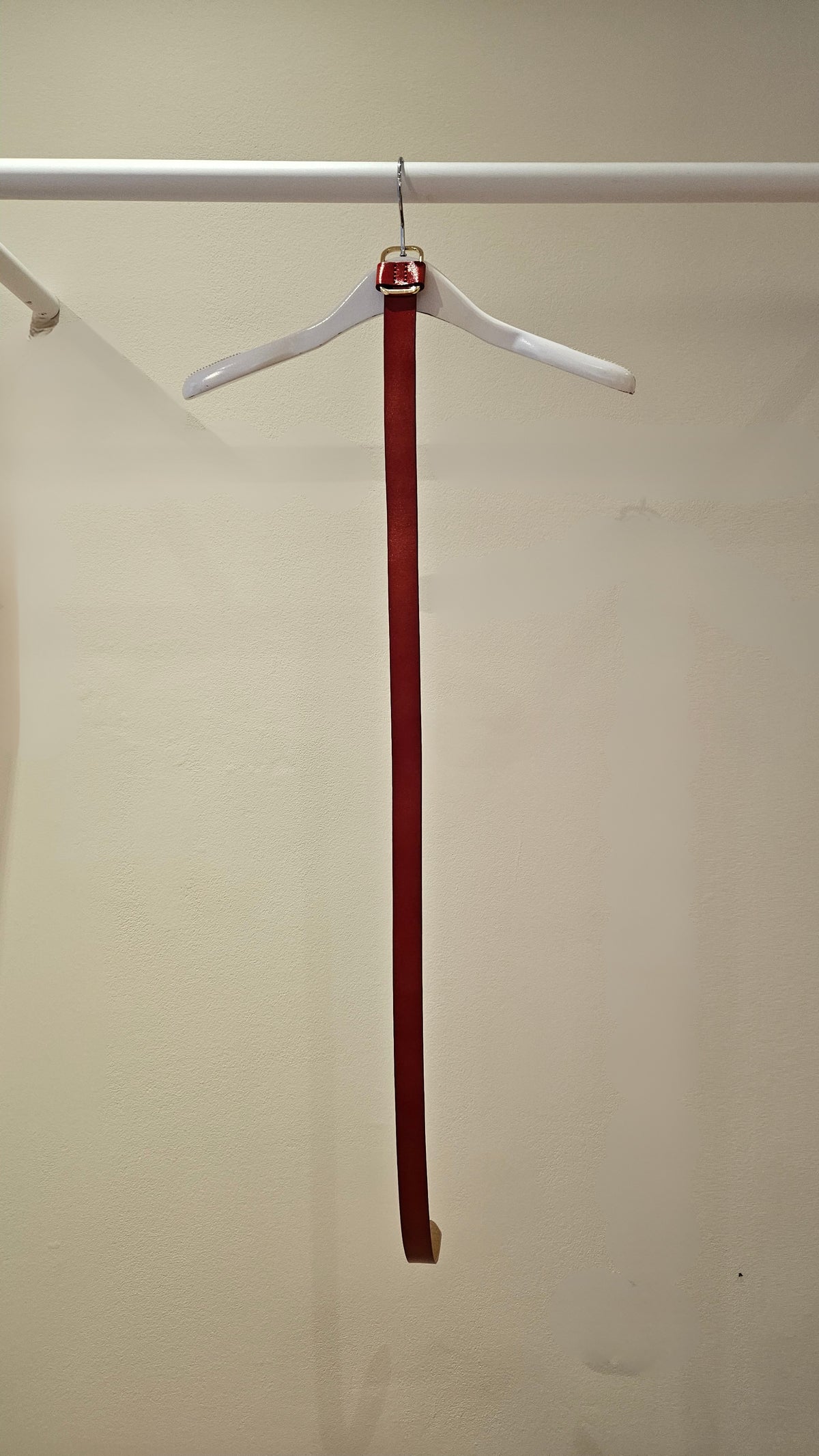 Cinturón Piel Rojo Hebilla Dorada