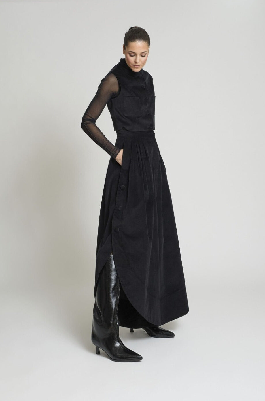 Pantalón Tulipán Velvetón Negro