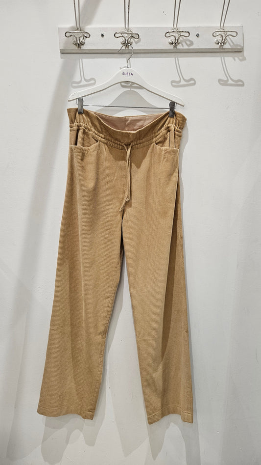 Pantalón pana beige