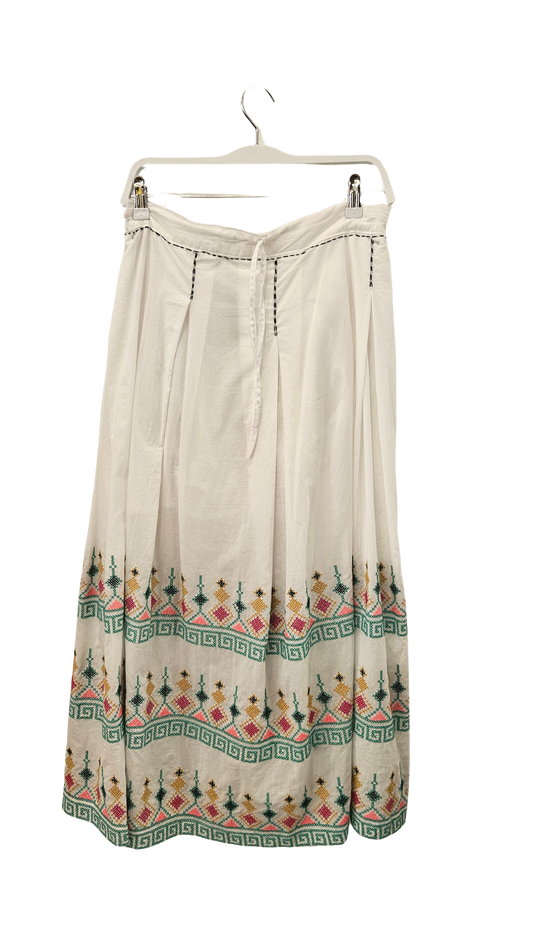 Falda Blanca Punto Cruz