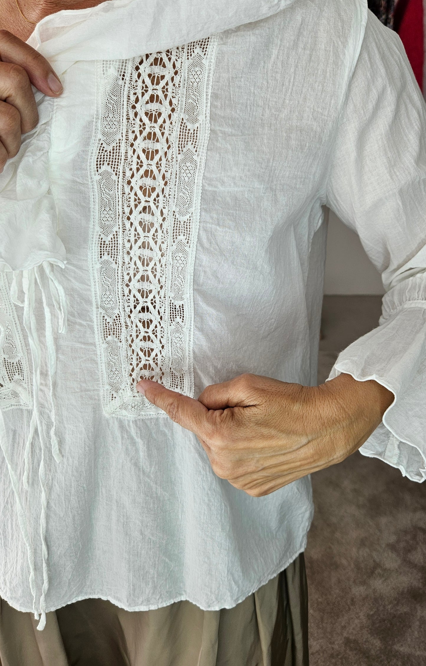 Blusa Bordada Volantes Japón