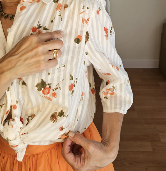 Camisa Beige Flores Naranja
