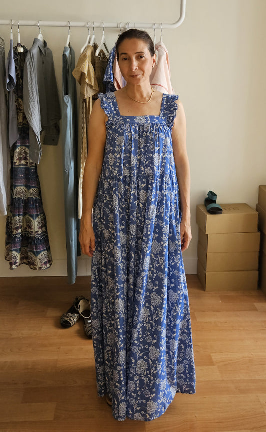Vestido Azul Flores Blancas