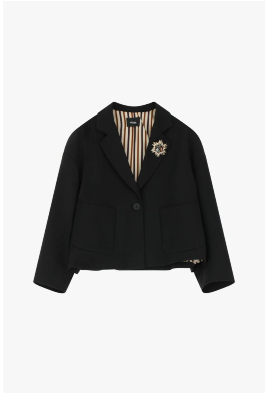 Blazer Negra con Rayas en Puño