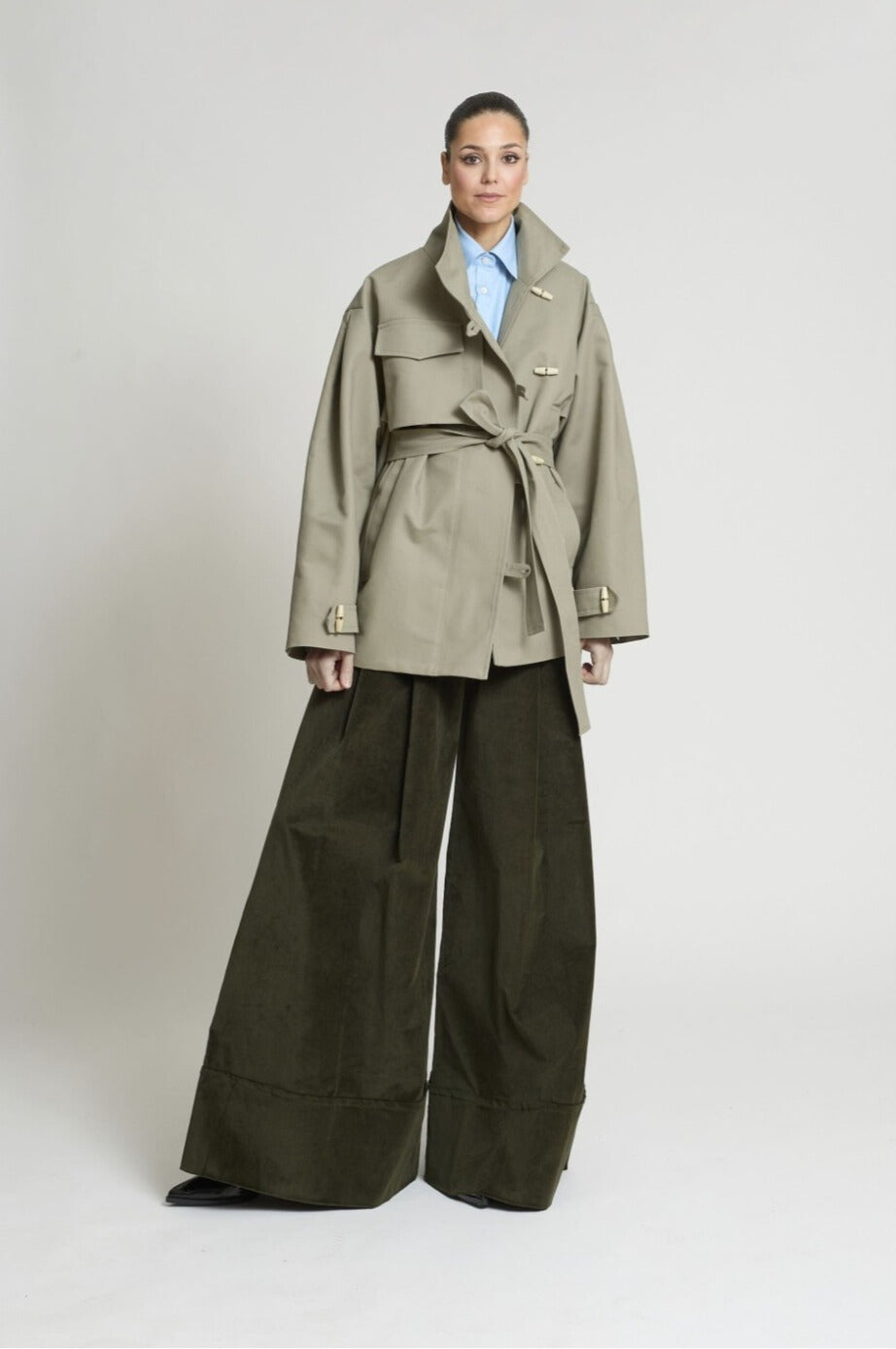 Gabardina Japonesa Corta